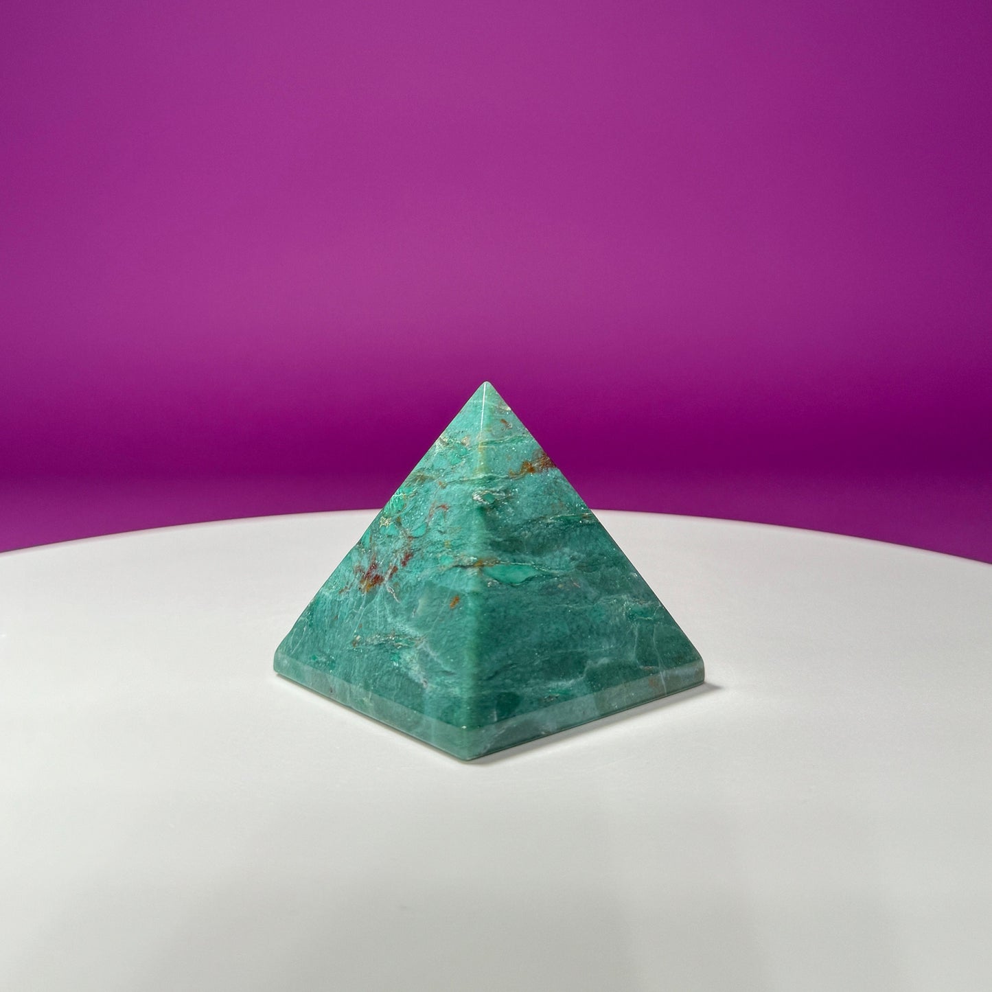 Dragon Blood Jasper Pyramid, Dragon Stone (Abydos, Western Australia)