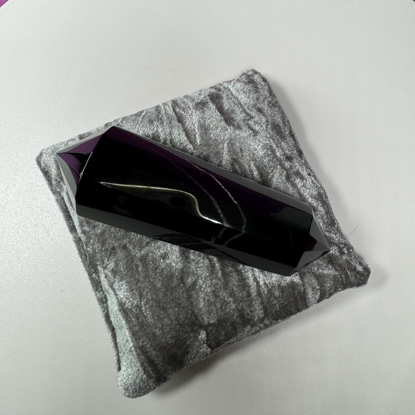 Black Nephrite Jade Vogel and Silver Velvet Crystal Pillow (Western Australia)