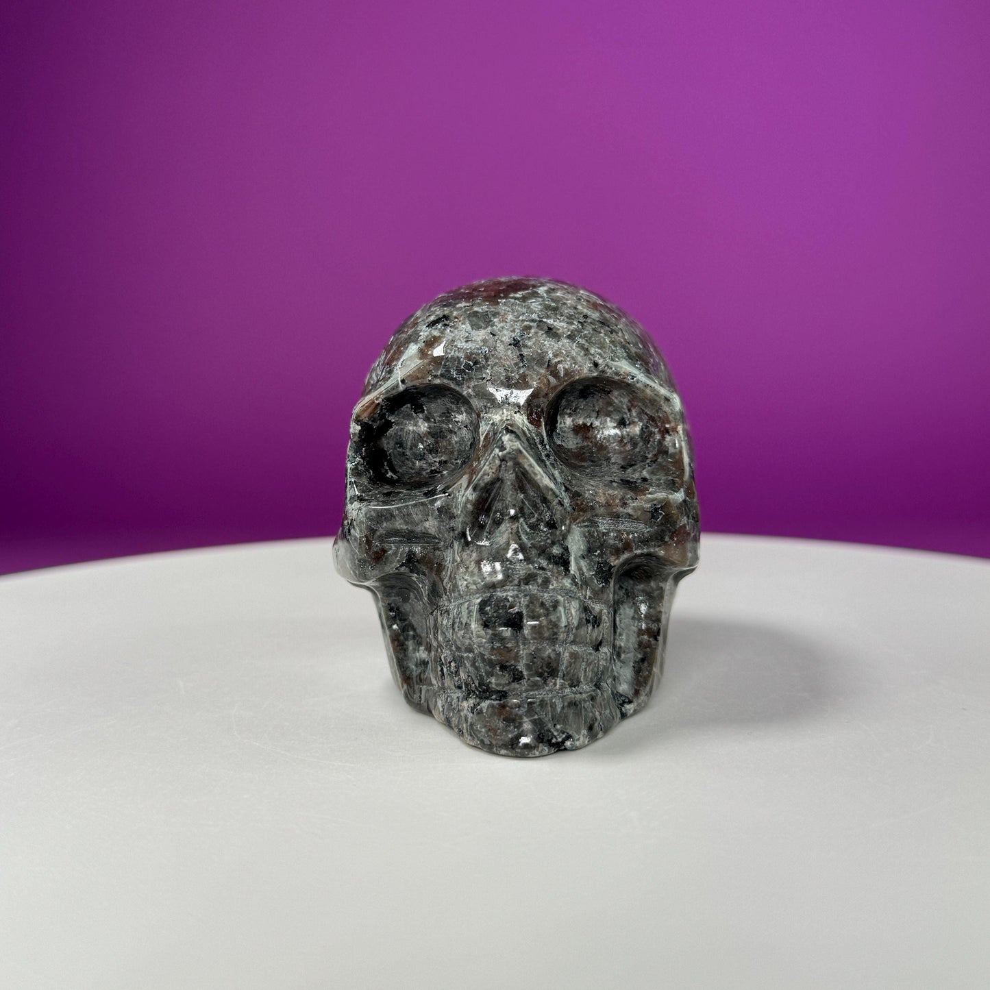 Yooperlite Skull, UV Reactive