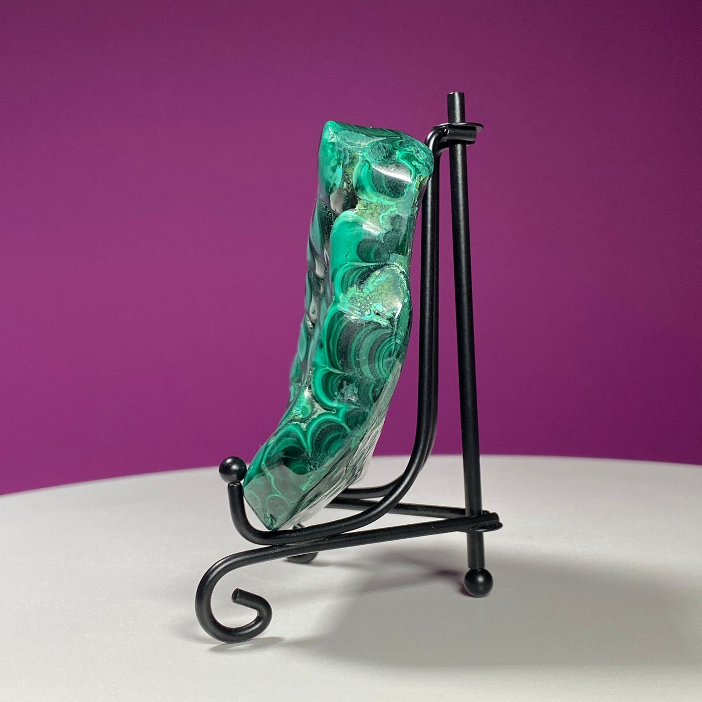 Malachite Free Form (Includes Black Metal Stand)