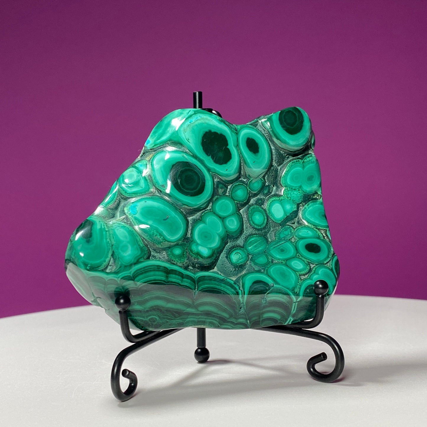 Malachite Free Form (Includes Black Metal Stand)